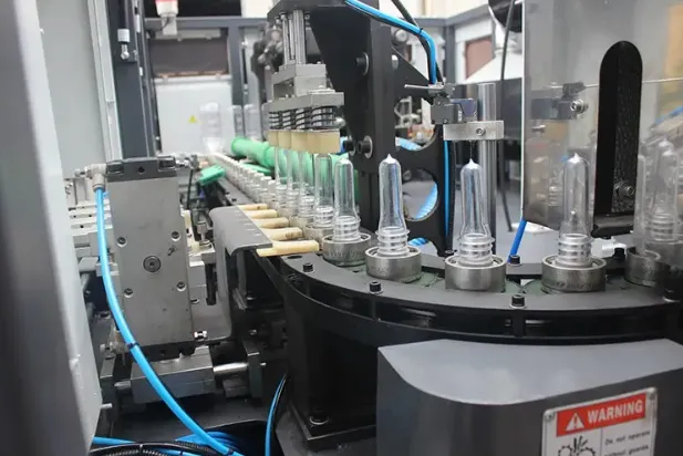 500ml-1.5L Full automatic PET Preform Bottle Blow Molding Machine